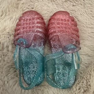 Pink and green Jelly’s toddler 8